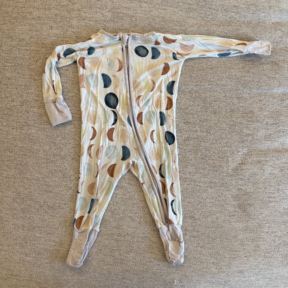 Little Sleepies 3-6 month footie / zippy